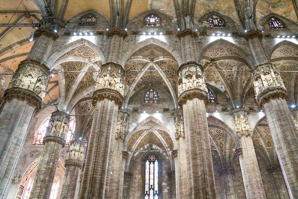 le volte del duomo di milano in stile gotico lombardo