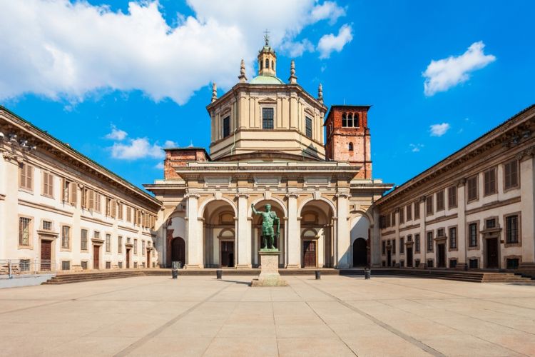 basilica san lorenzo alle colonen a milano